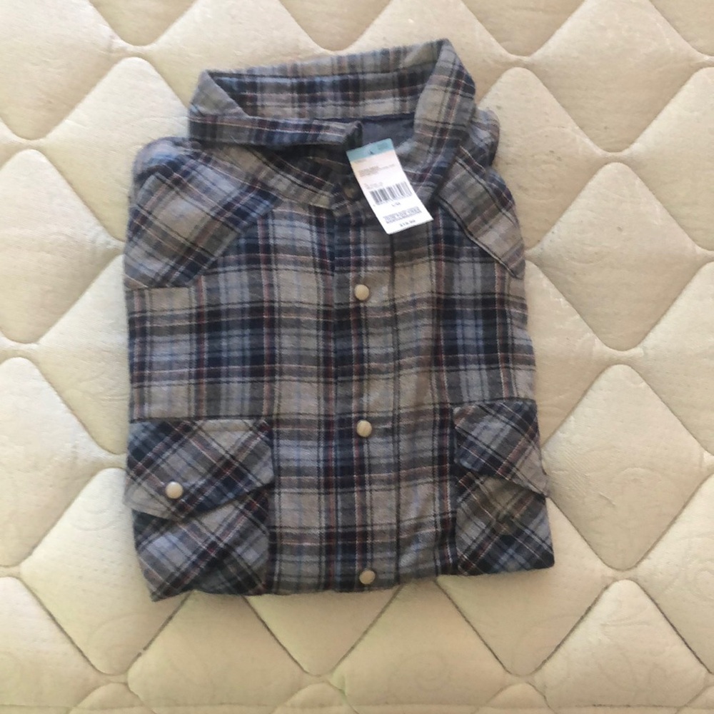 Brand new men’s flannel shirt